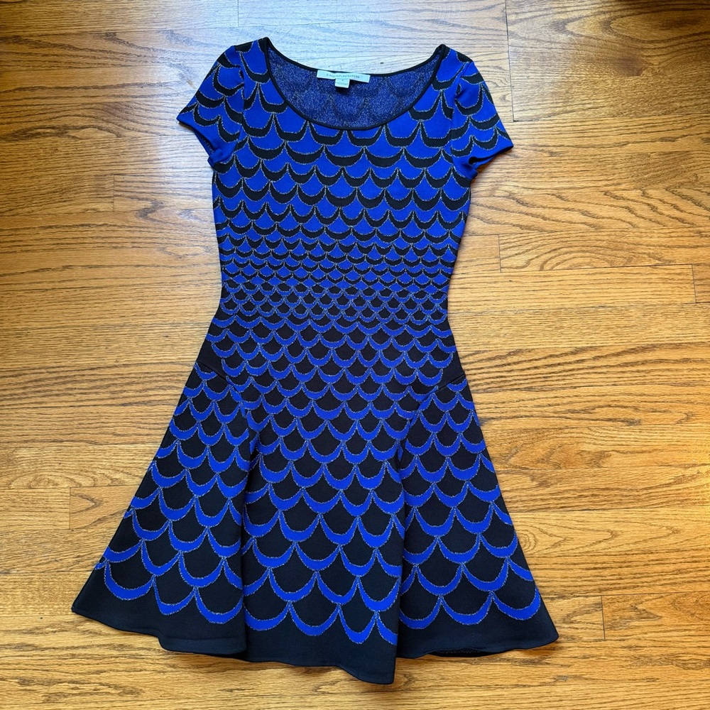 Diane Von Furstenberg Blue Knit Fish Scale Pattern Fit And Flare Alina Dress